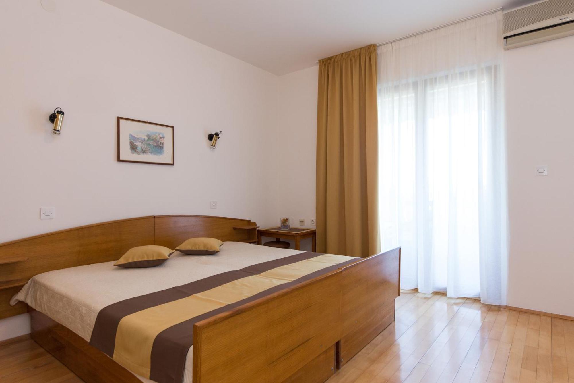 Apartment & Room Dinka, Krk Krk Town Quarto foto